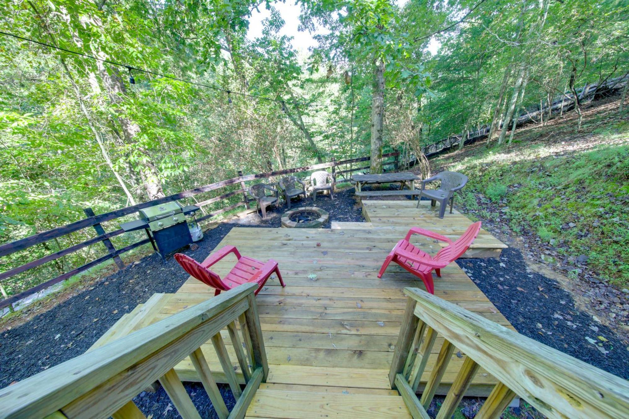 Villa Pet-Friendly Ellijay Cabin In The Woods On 1 Acre! Exterior foto